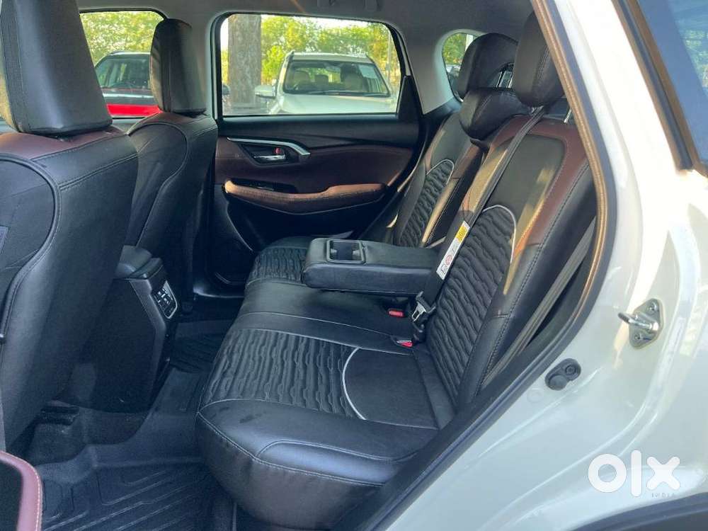 Maruti Suzuki Grand Vitara 1.5 Zeta Smart Hybrid At, 2024, Petrol