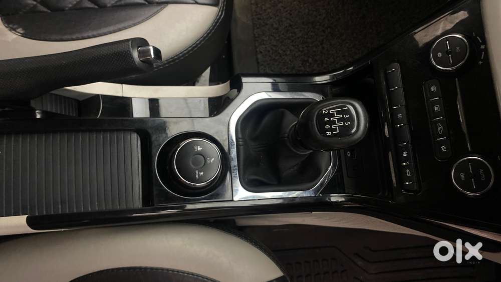 Tata Nexon 1.2 Revotron Xz Plus, 2022, Petrol