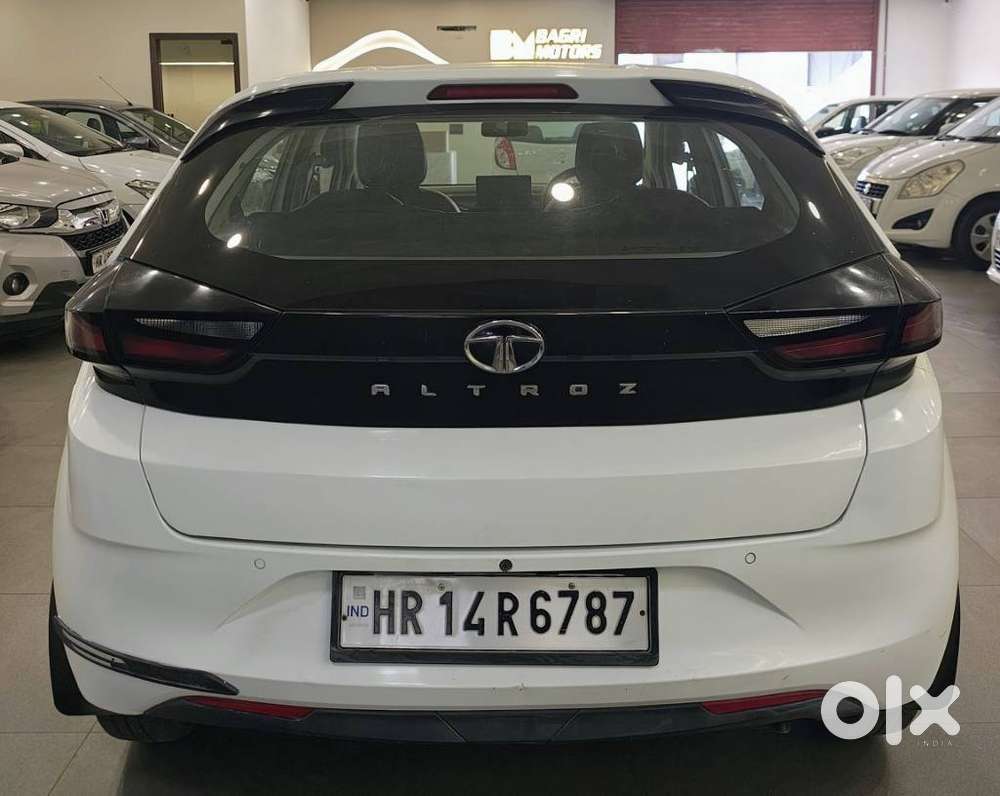 Tata Altroz, 2020, Petrol