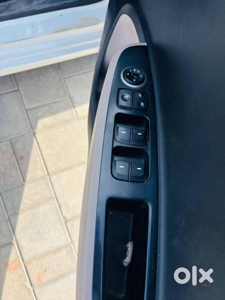 Hyundai Grand I10 Sportz O 1.2, 2017, Petrol
