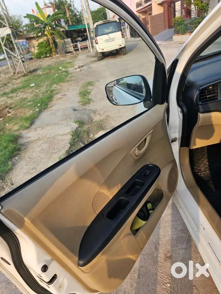 Honda Amaze 1.5 Mt 2016 Diesel 1st Owner