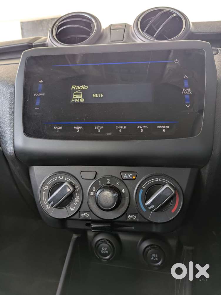 Maruti Suzuki Swift 1.2 Vxi (o), 2023