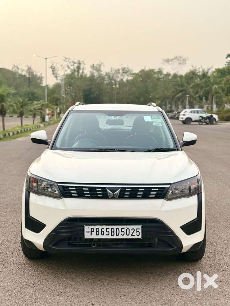 Mahindra Xuv300 W6 Diesel, 2022, Diesel