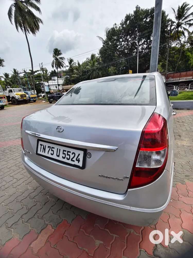 Tata Manza Aura 2015