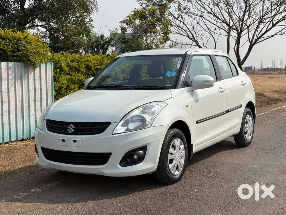 Maruti Suzuki Swift Dzire 1.2 Vxi Bsiv, 2013, Petrol