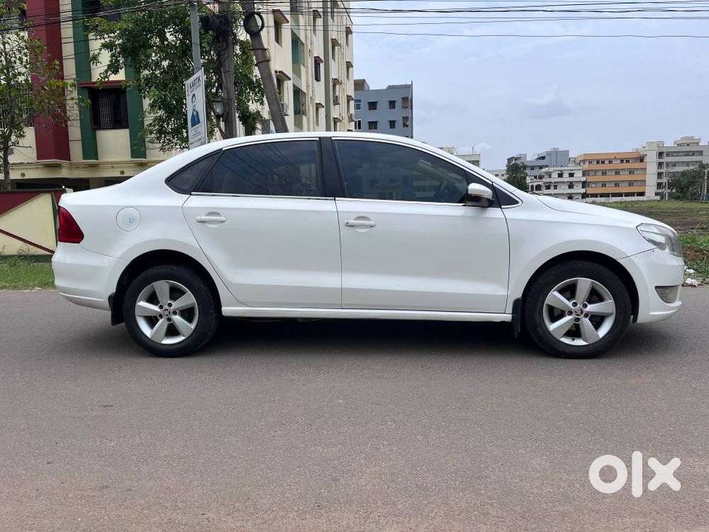 Skoda Rapid 1.5 Tdi At Style, 2015, Diesel