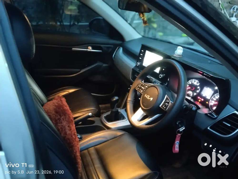 Kia Seltos 2023 Petrol 27000 Km Driven