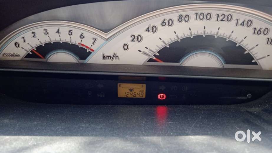 Toyota Etios V, 2011, Petrol