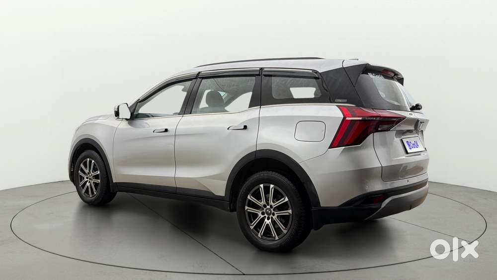 Mahindra Xuv700 2.0 Ax 7 Petrol At Str, 2023, Diesel