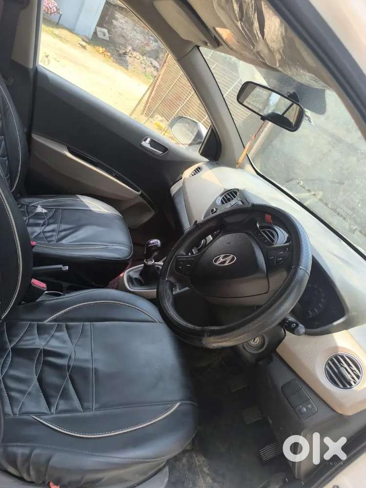 Hyundai Xcent 2015 Diesel 81000 Km Driven Urgent Sale