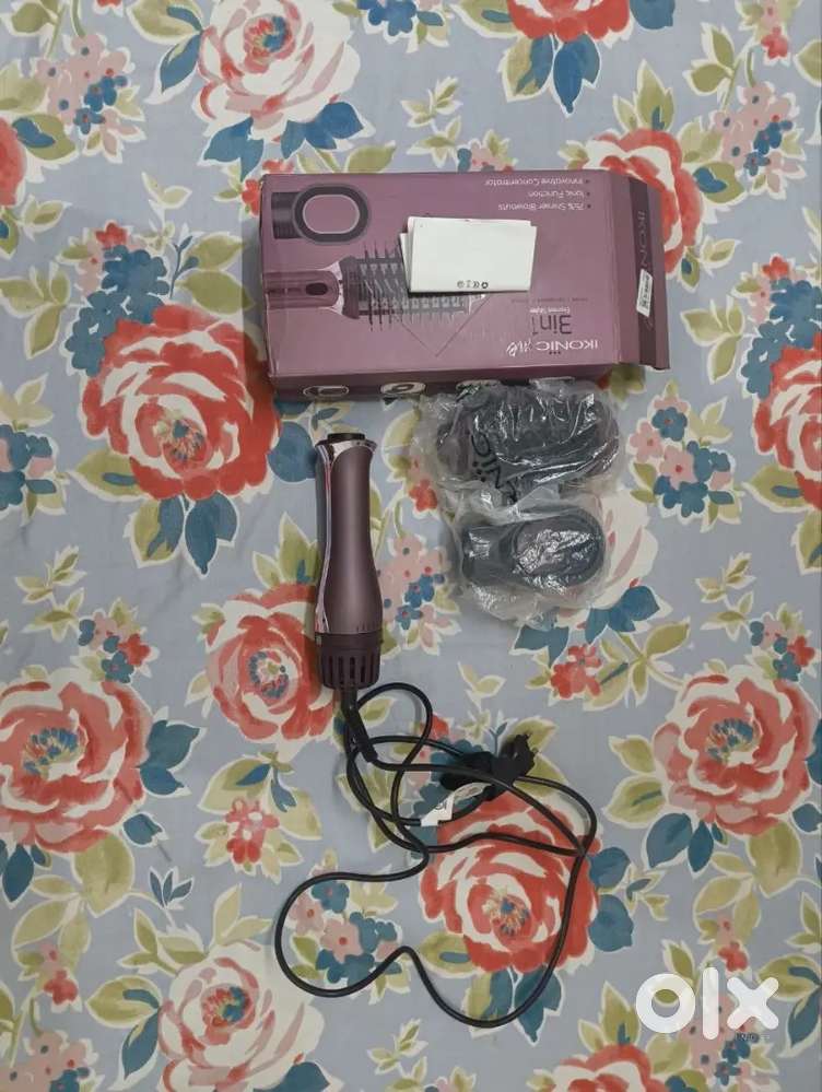 Ikonic Hair Styler