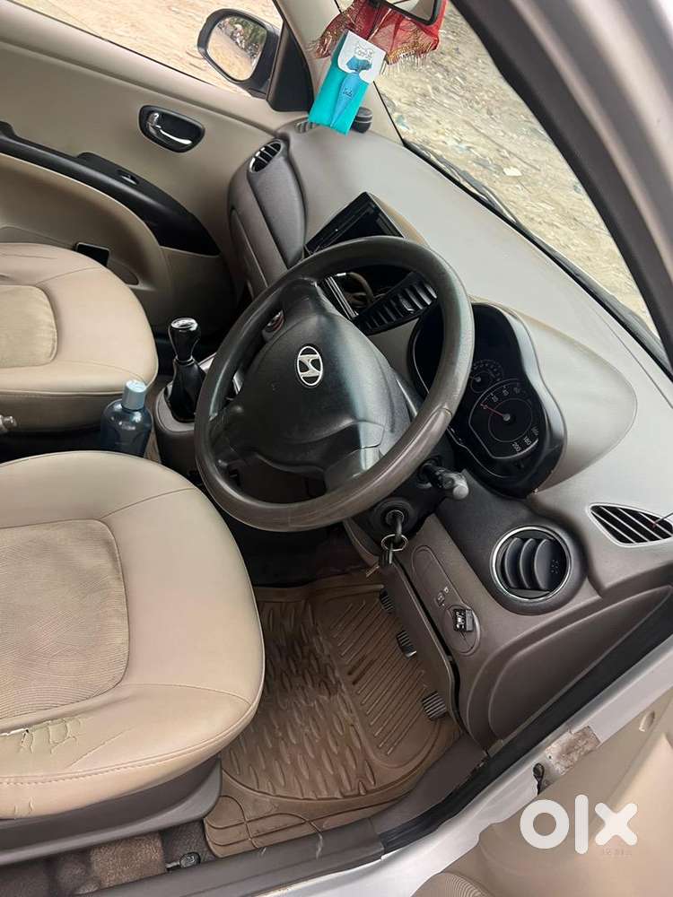 Hyundai Petrol Manual 2012