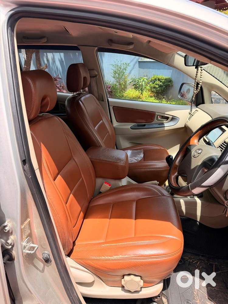Toyota Innova Diesel 2012
