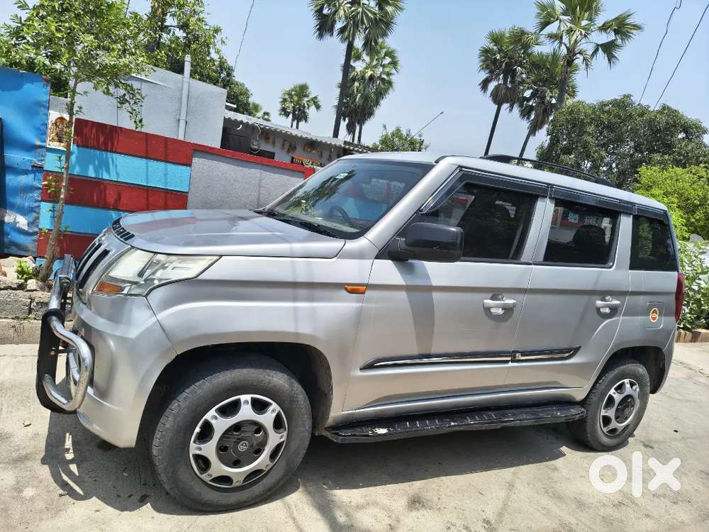 Mahindra Tuv 300 2016 Diesel Well Maintained