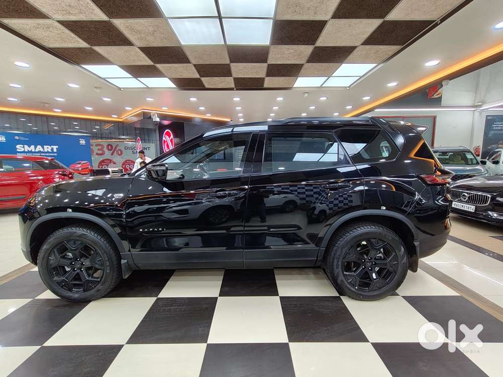 Tata Safari Accomplished Plus Dark Edition At, 2024, Diesel