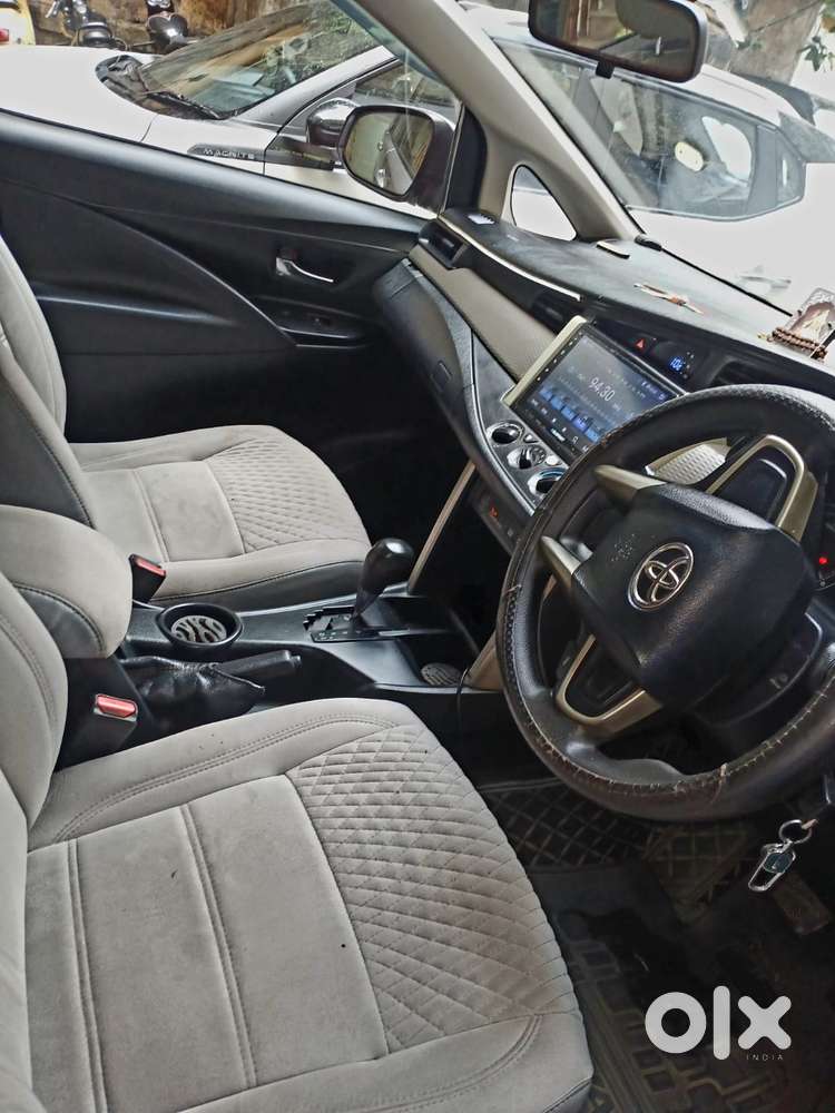 Toyota Innova Crysta 2.8 Gx At, 2016, Diesel