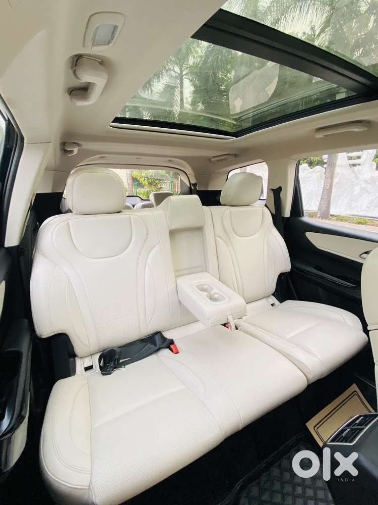 Mahindra Xuv700 2.2 Ax 7 Diesel At Str Awd, 2022, Diesel