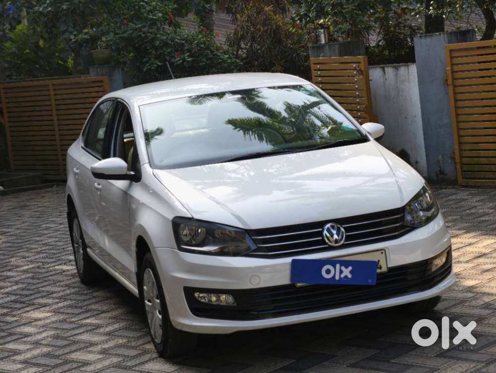 Volkswagen Vento Sport 1.2 Tsi At, 2016, Petrol