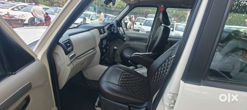 Mahindra Scorpio S10, 2015, Diesel