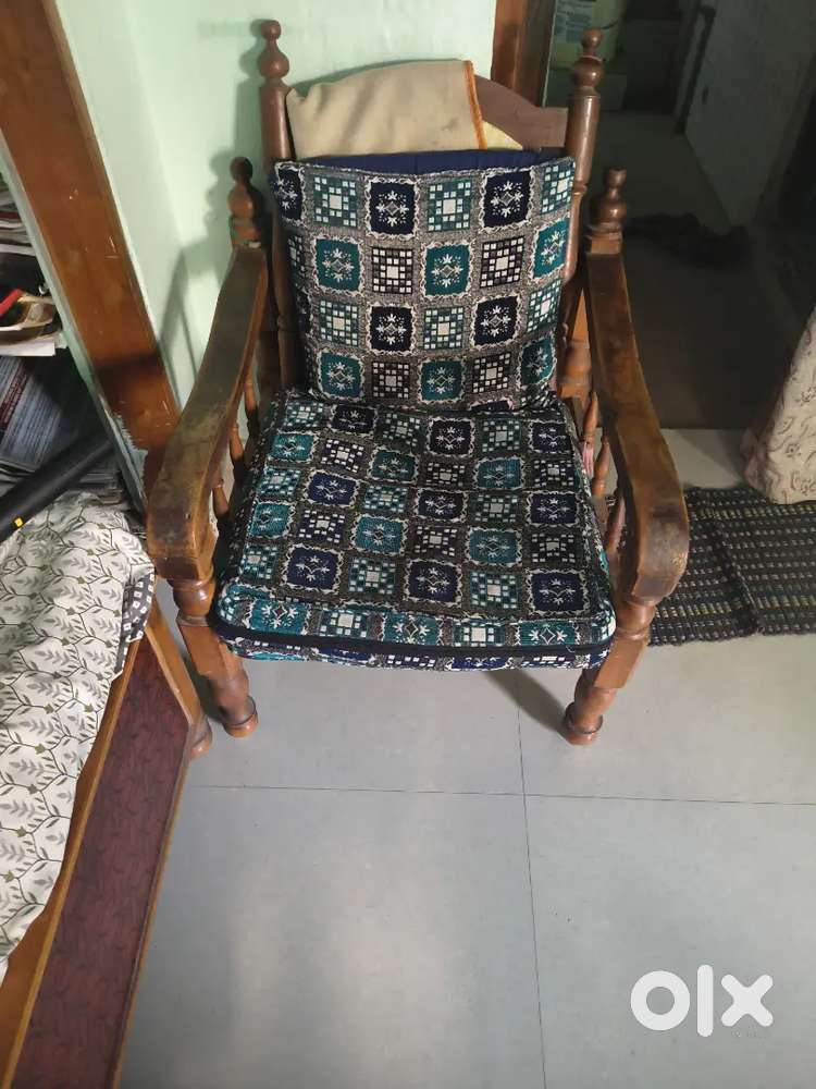 Sangwan Wood sofa set
