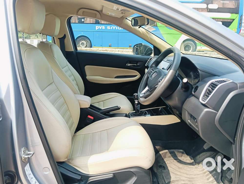 Honda City 1.5 V 5th Gen I-vtec Mt, 2023, Petrol