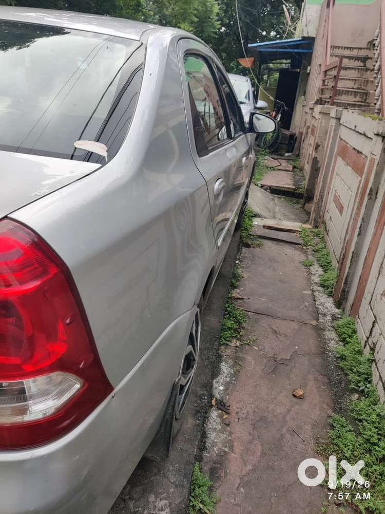 Toyota Etios Petrol+ Cng Fitted Manual 2014