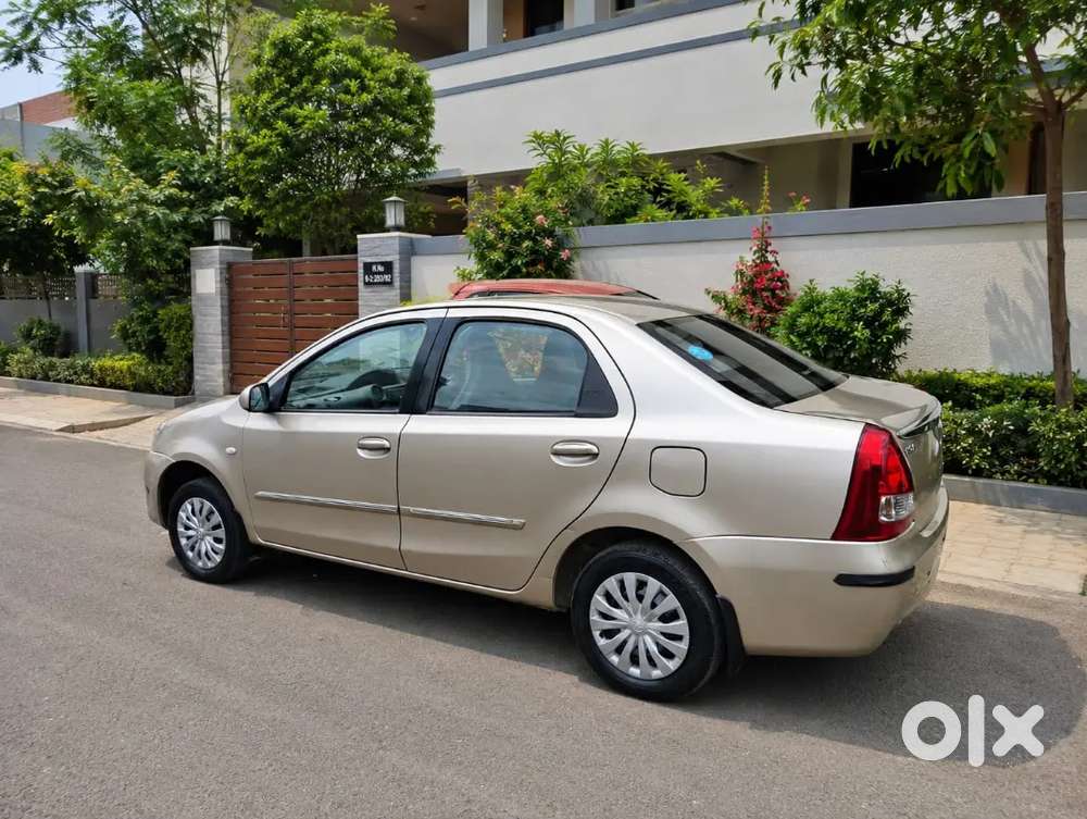 Toyota Etios 2011 Petrol Manual 76000 Km