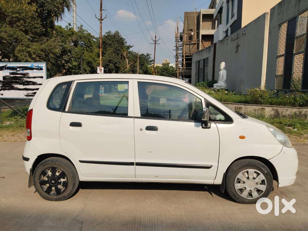 Maruti Suzuki Estilo Lxi, 2011, Petrol