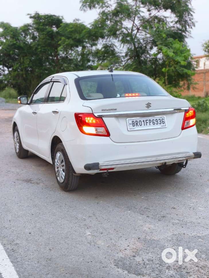 Maruti Suzuki Dzire 1.2 Vxi, 2022, Petrol