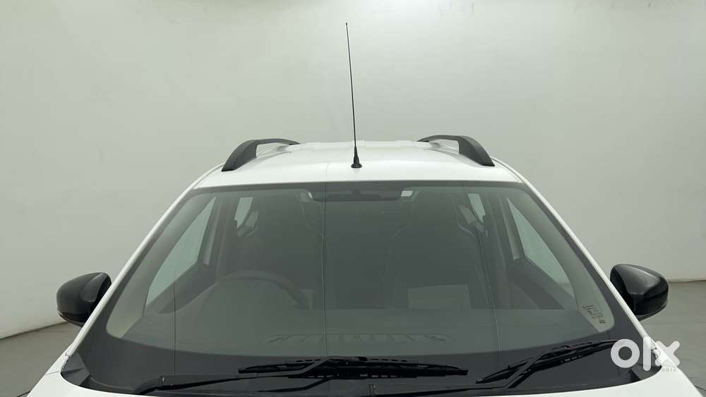 Renault Triber Rxt, 2022, Petrol