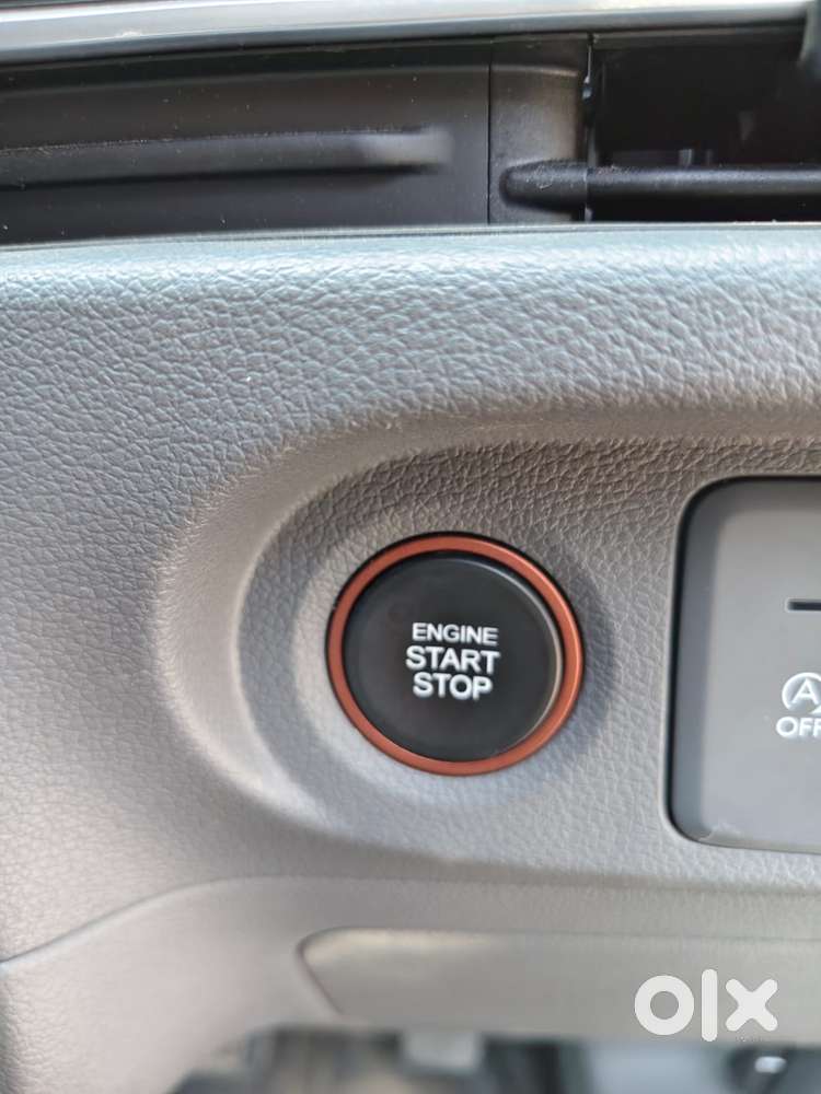 Hyundai Creta Sx (o) 1.5 Petrol Cvt, 2024, Petrol