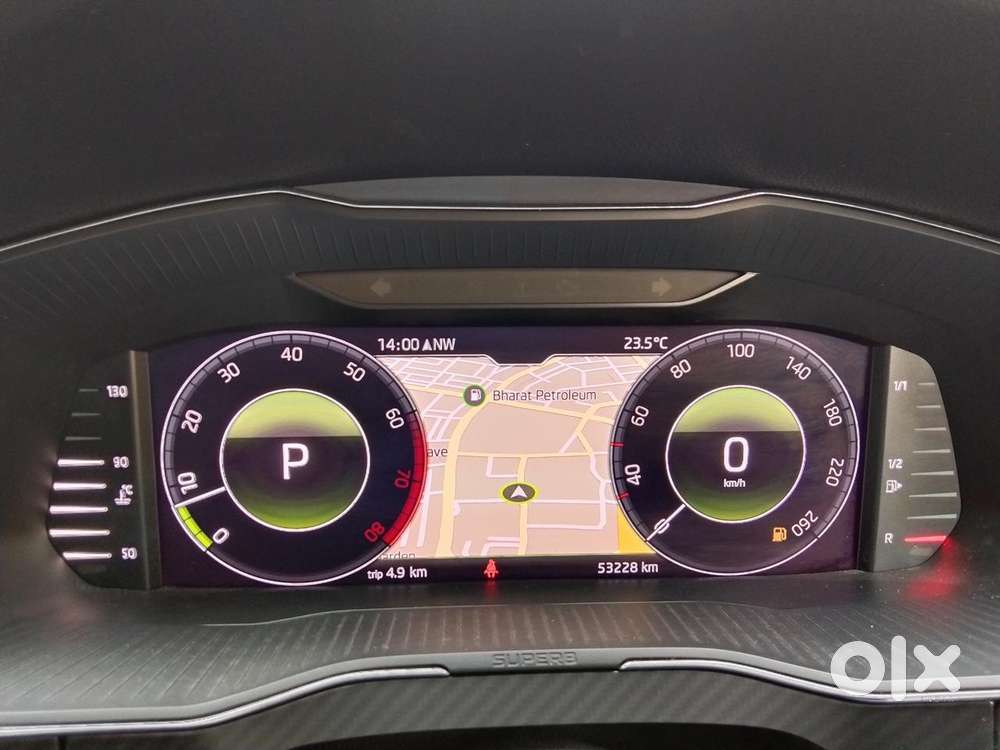 Skoda Superb 2.0 Sportline Tsi At, 2021, Petrol