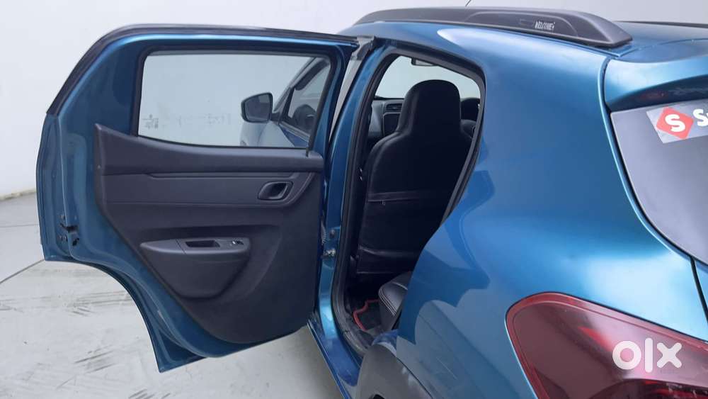 Renault Kwid 1.0 Rxt Amt, 2023, Petrol