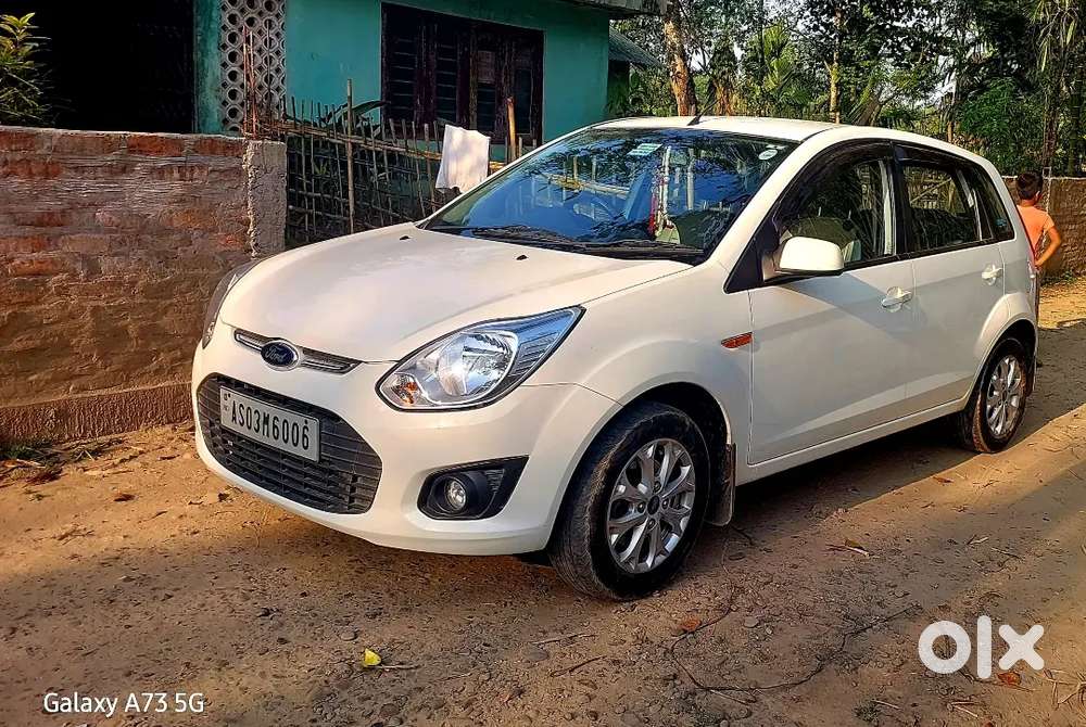 Ford Figo Titanium 2014 Petrol Manual