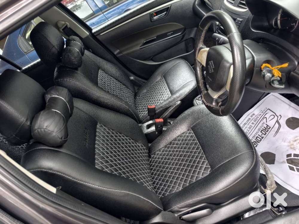 Maruti Suzuki Swift Vxi + Manual, 2017, Petrol