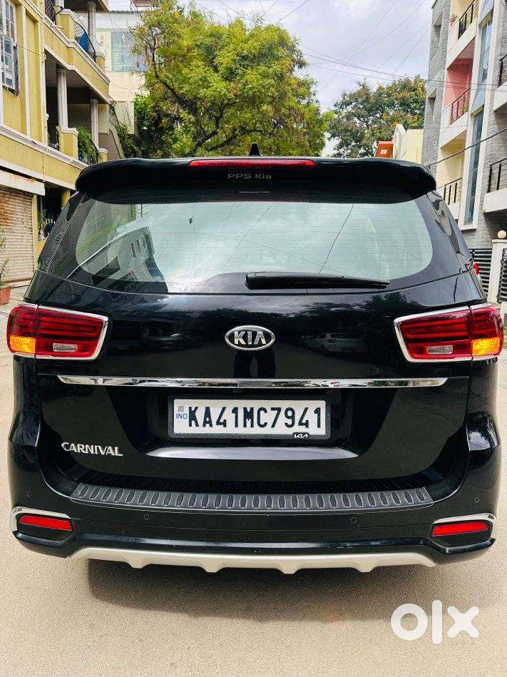 Kia Carnival Premium, 2020, Diesel