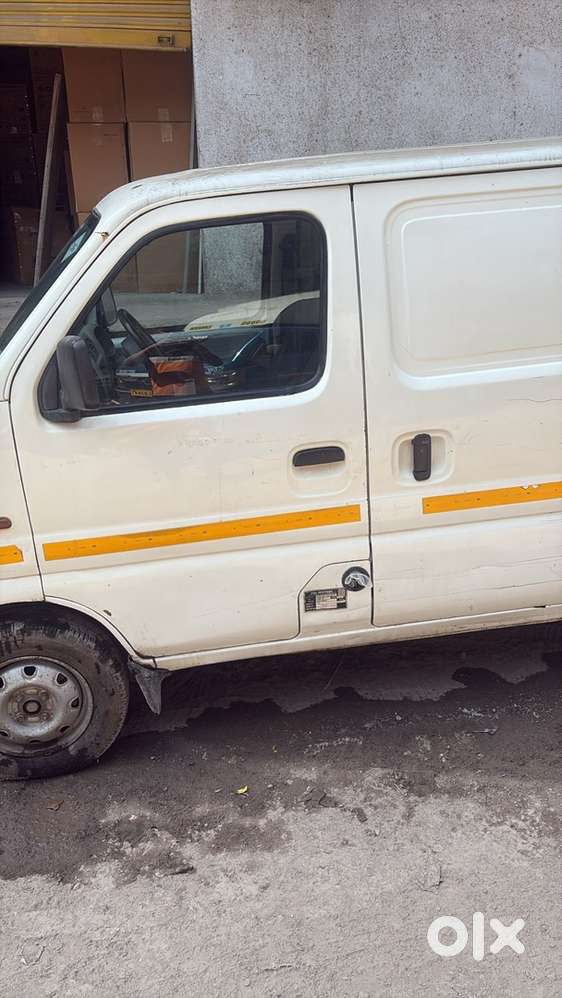 Maruti Eeco 2021 Cng 98km Driven