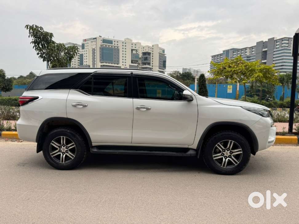 Toyota Fortuner 4x2 At 2.8 Diesel, 2022, Diesel