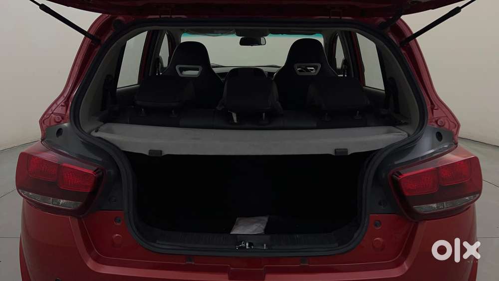 Mahindra Kuv 100 Mfalcon G80 K8, 2016, Petrol