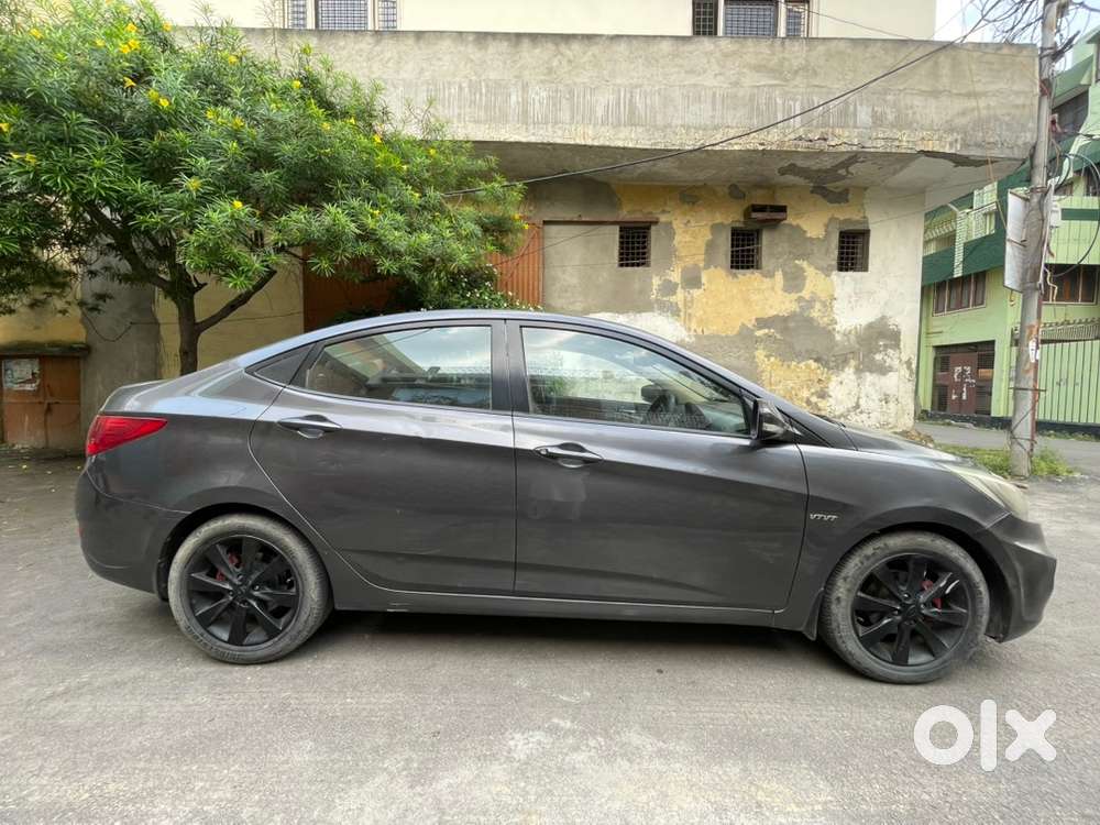 Hyundai Fluidic Verna 2013