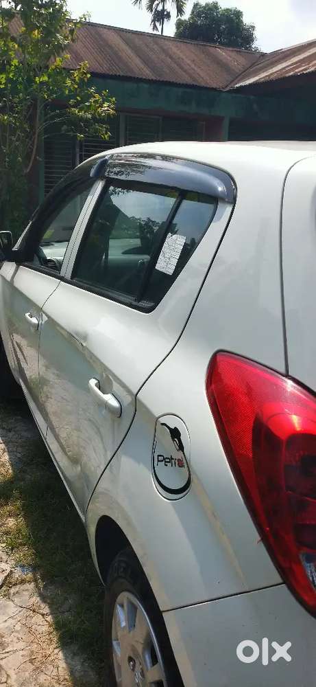 Hyundai I20 Magna 2012 With 41734 Km