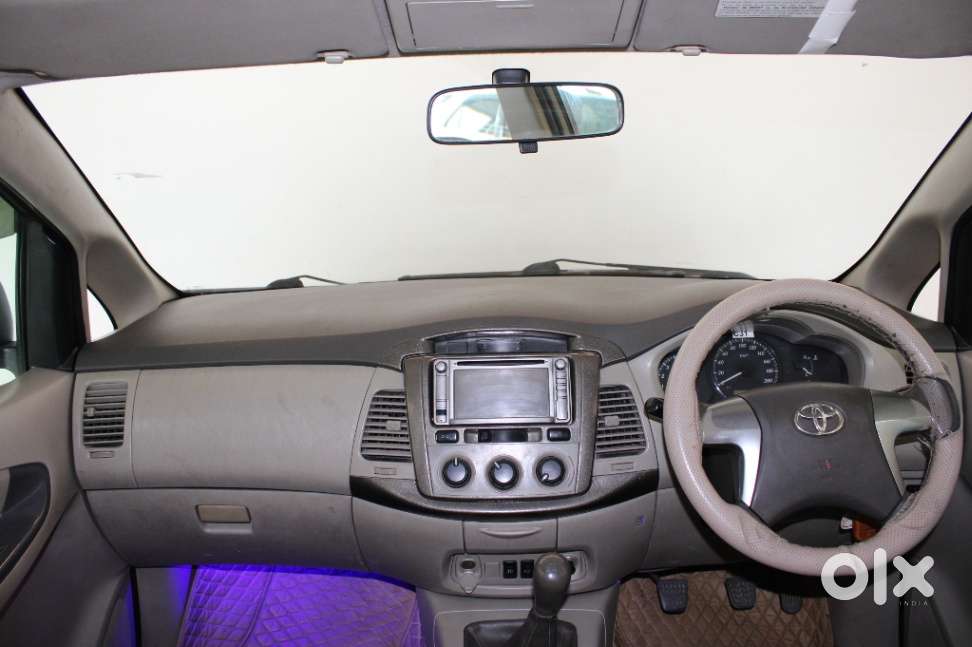 Toyota Innova 2.5 G (diesel) 8 Seater, 2014, Diesel