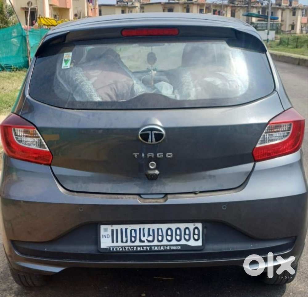 Tata Tiago Petrol Manual 2024