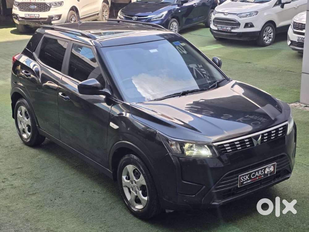 Mahindra Xuv300 W6, 2024, Petrol