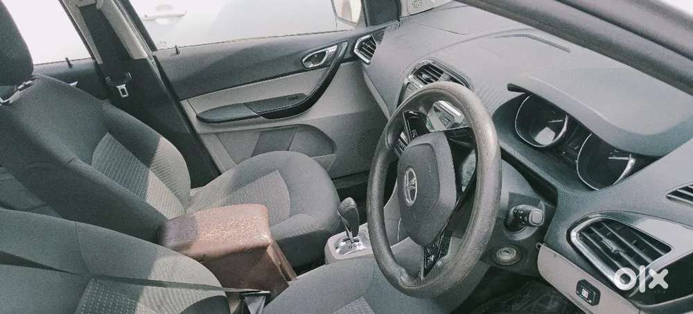 Tata Tiago Revotron 2018