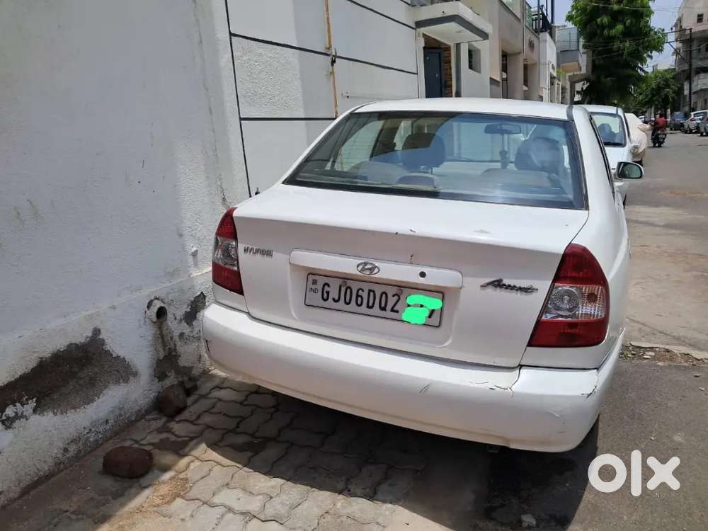 Hyundai Accent 2010 Cng Manual White Colour