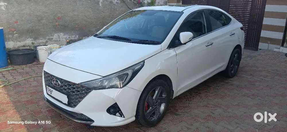 Hyundai Verna 2020 Diesel 100205 Km Driven