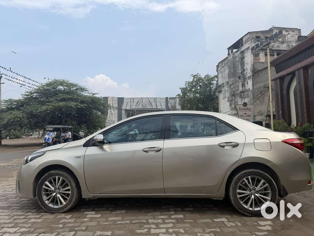 Toyota Corolla Altis Vl At, 2016, Petrol