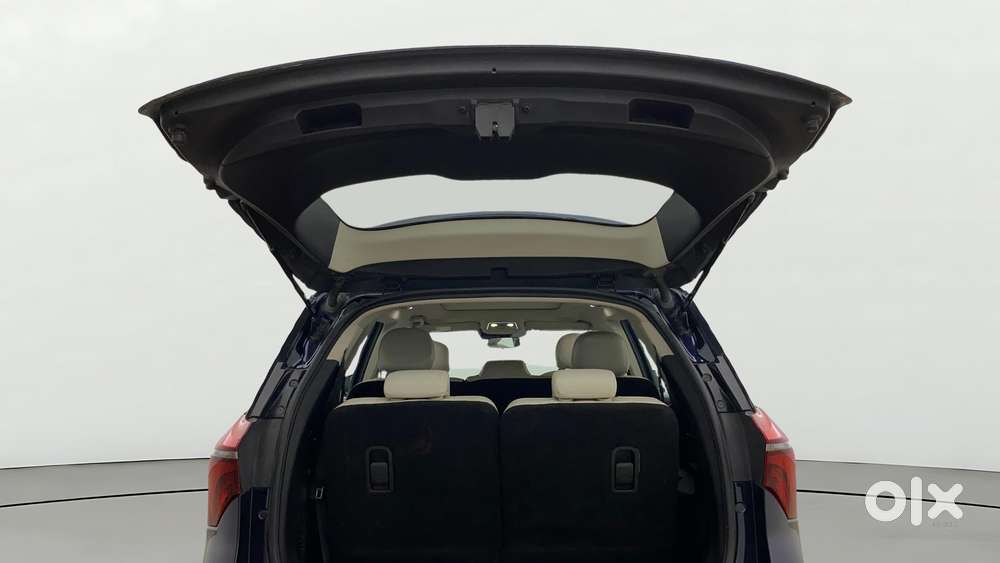 Mahindra Xuv700 2.2 Ax 7 Diesel At Luxury Pack Str, 2022, Diesel