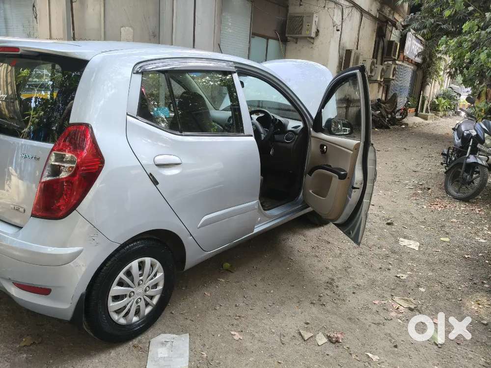 Hyundai I10 Sportz Petrol 2013